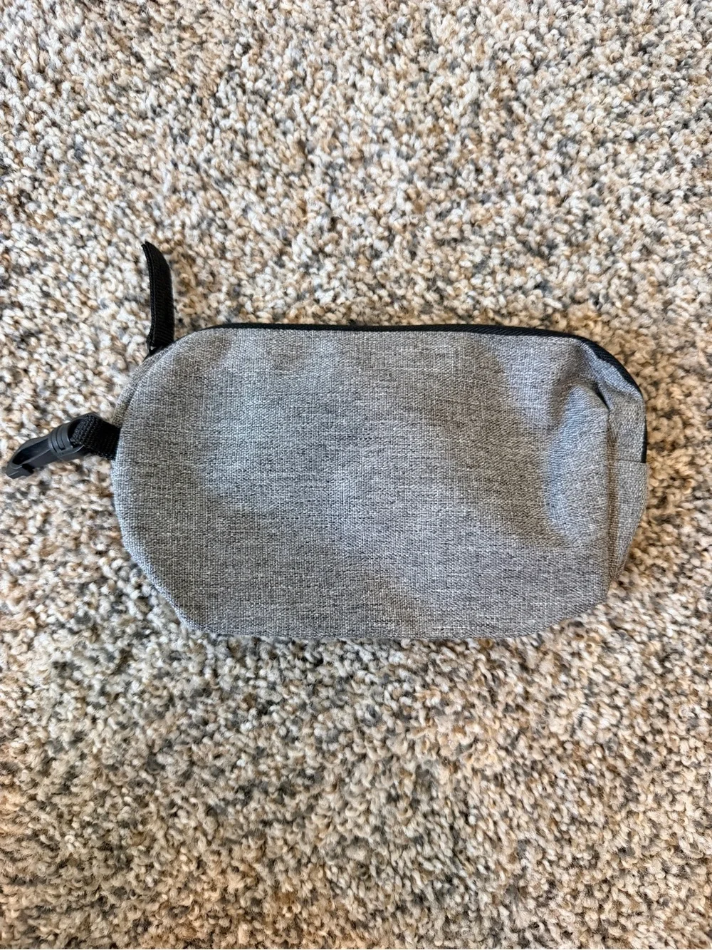 Jordan Gray Clip Pouch with Red Jumpman